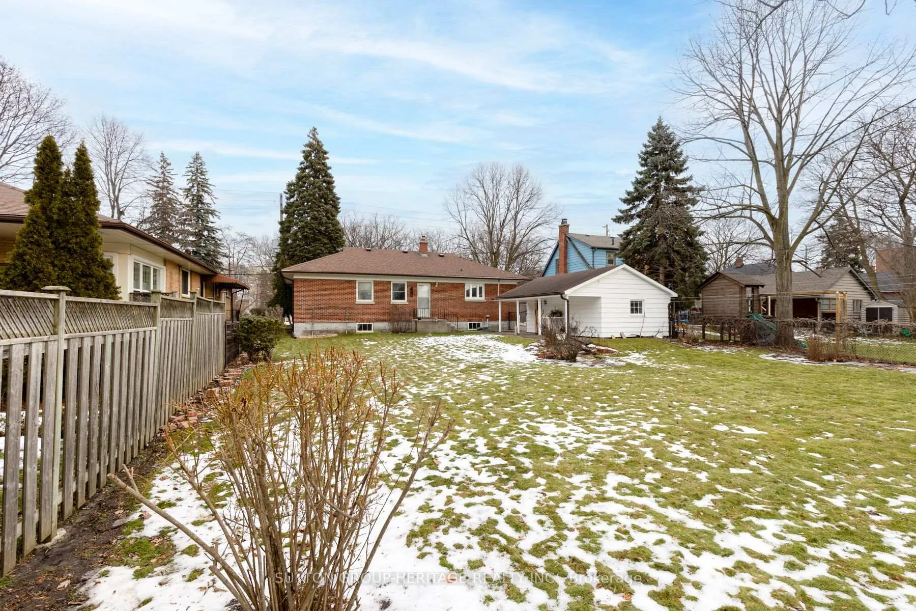 Photo 44 of 122 Euclid Street, Whitby, Downtown Whitby — HOMEH