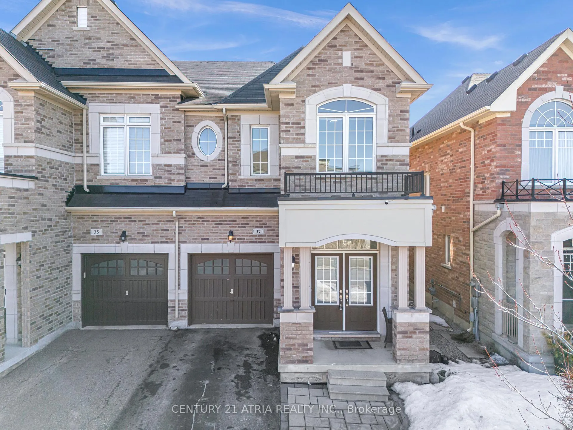 Photo 2 of 37 Fimco Crescent, Markham, Greensborough — HOMEH