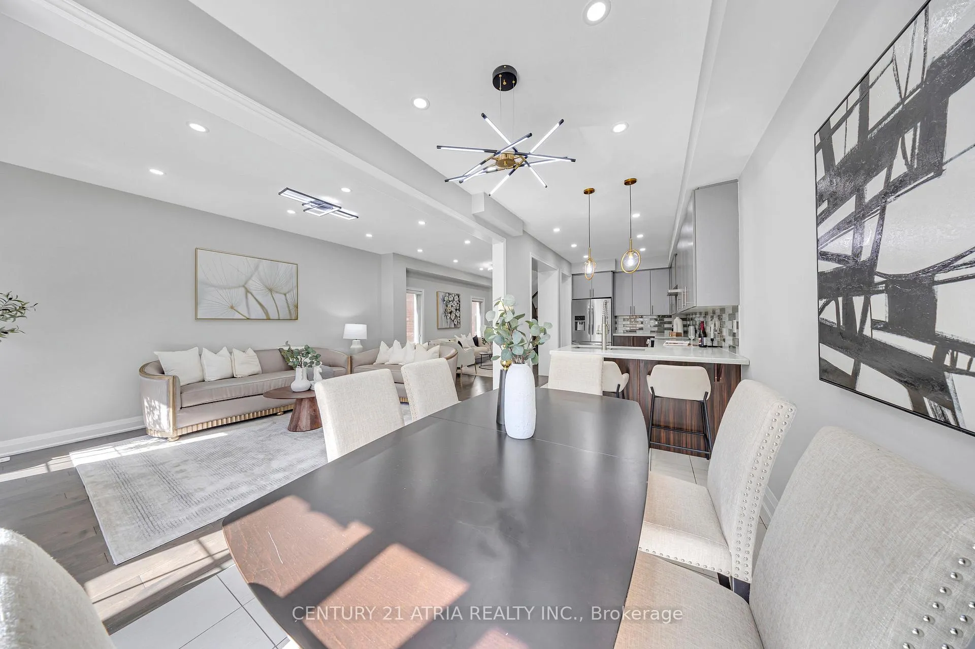 Photo 21 of 37 Fimco Crescent, Markham, Greensborough — HOMEH