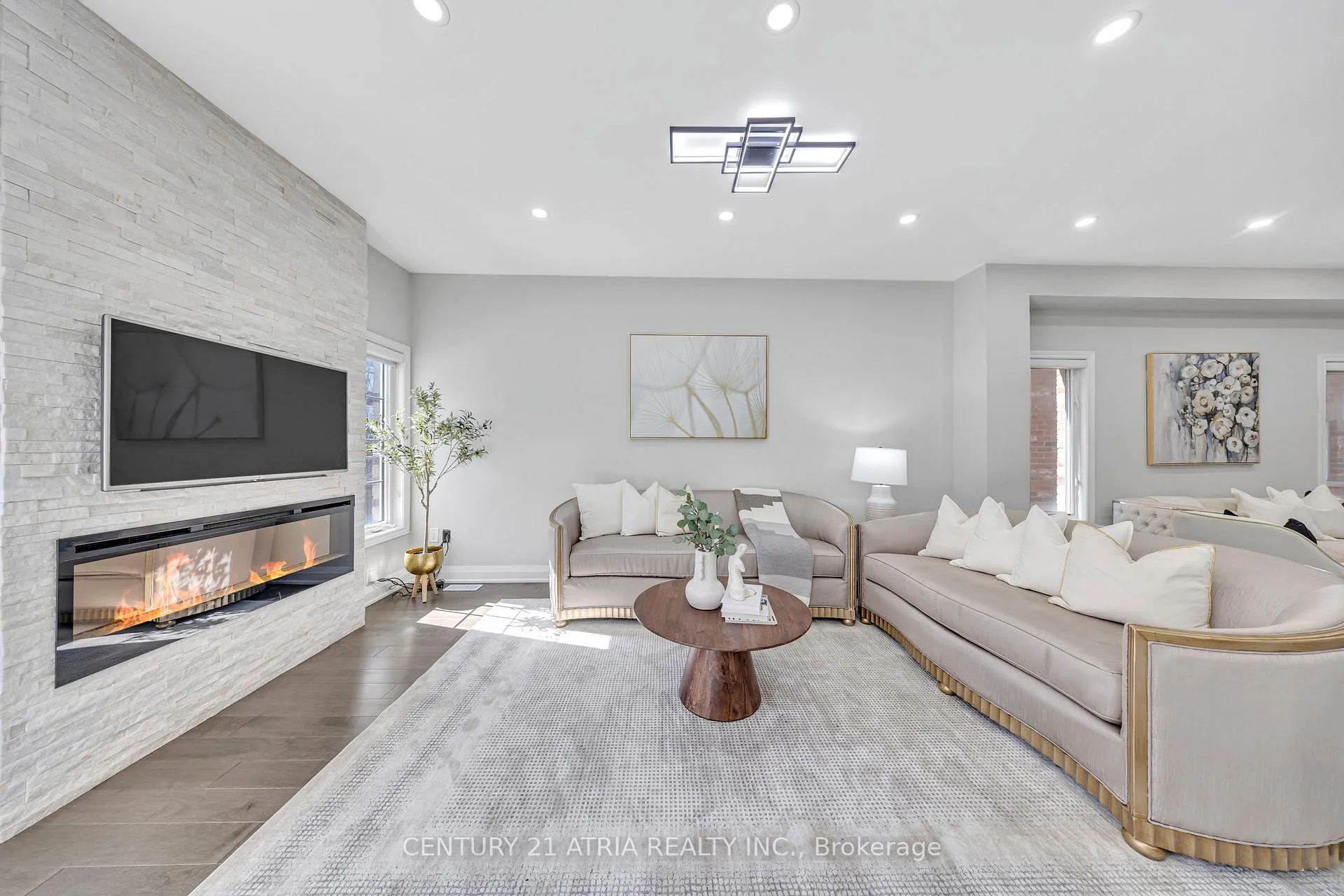Photo 22 of 37 Fimco Crescent, Markham, Greensborough — HOMEH