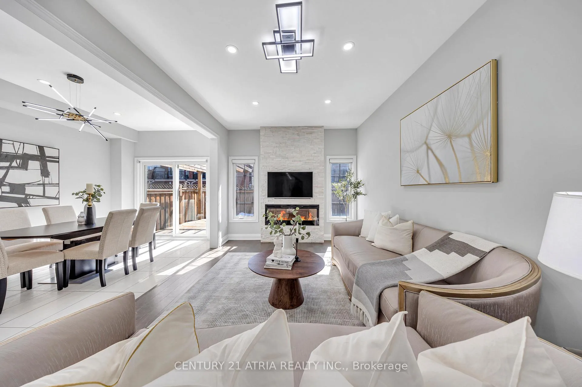 Photo 23 of 37 Fimco Crescent, Markham, Greensborough — HOMEH
