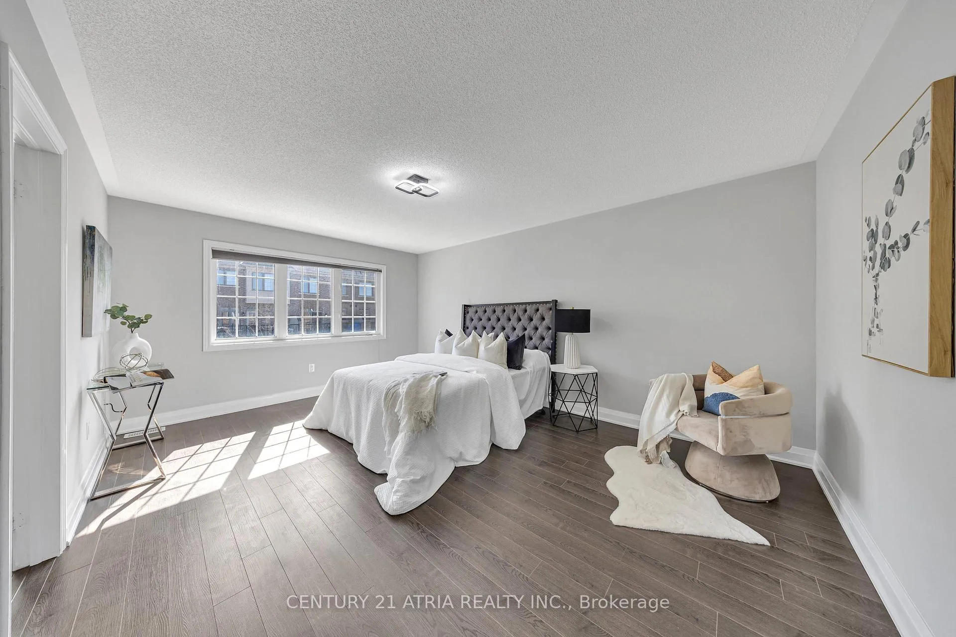 Photo 32 of 37 Fimco Crescent, Markham, Greensborough — HOMEH