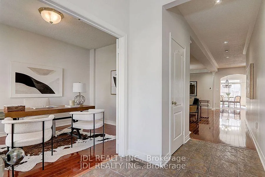 Photo 8 of 37 Armando Drive, Markham, Wismer — HOMEH