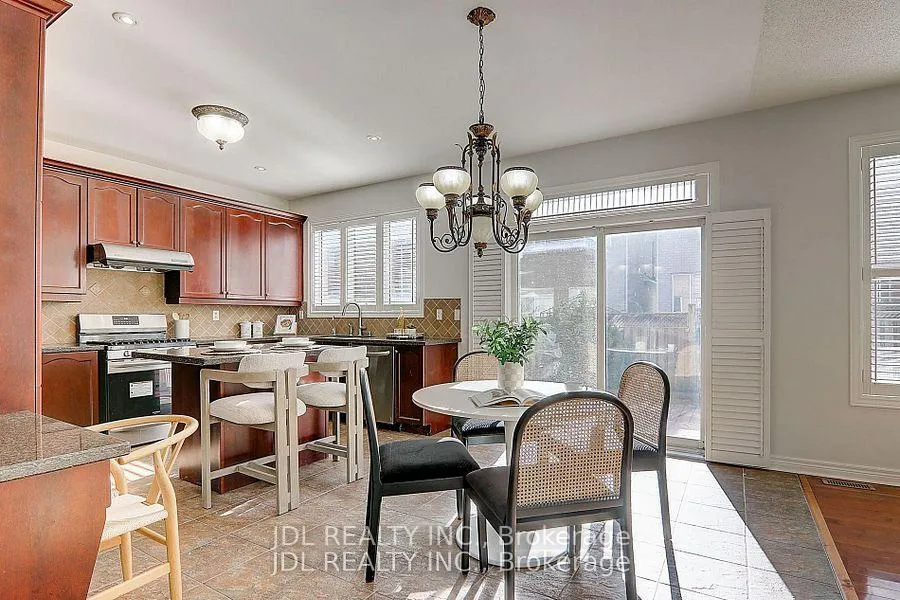 Photo 17 of 37 Armando Drive, Markham, Wismer — HOMEH