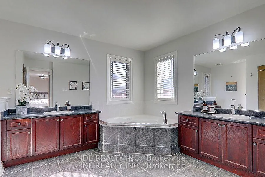 Photo 32 of 37 Armando Drive, Markham, Wismer — HOMEH