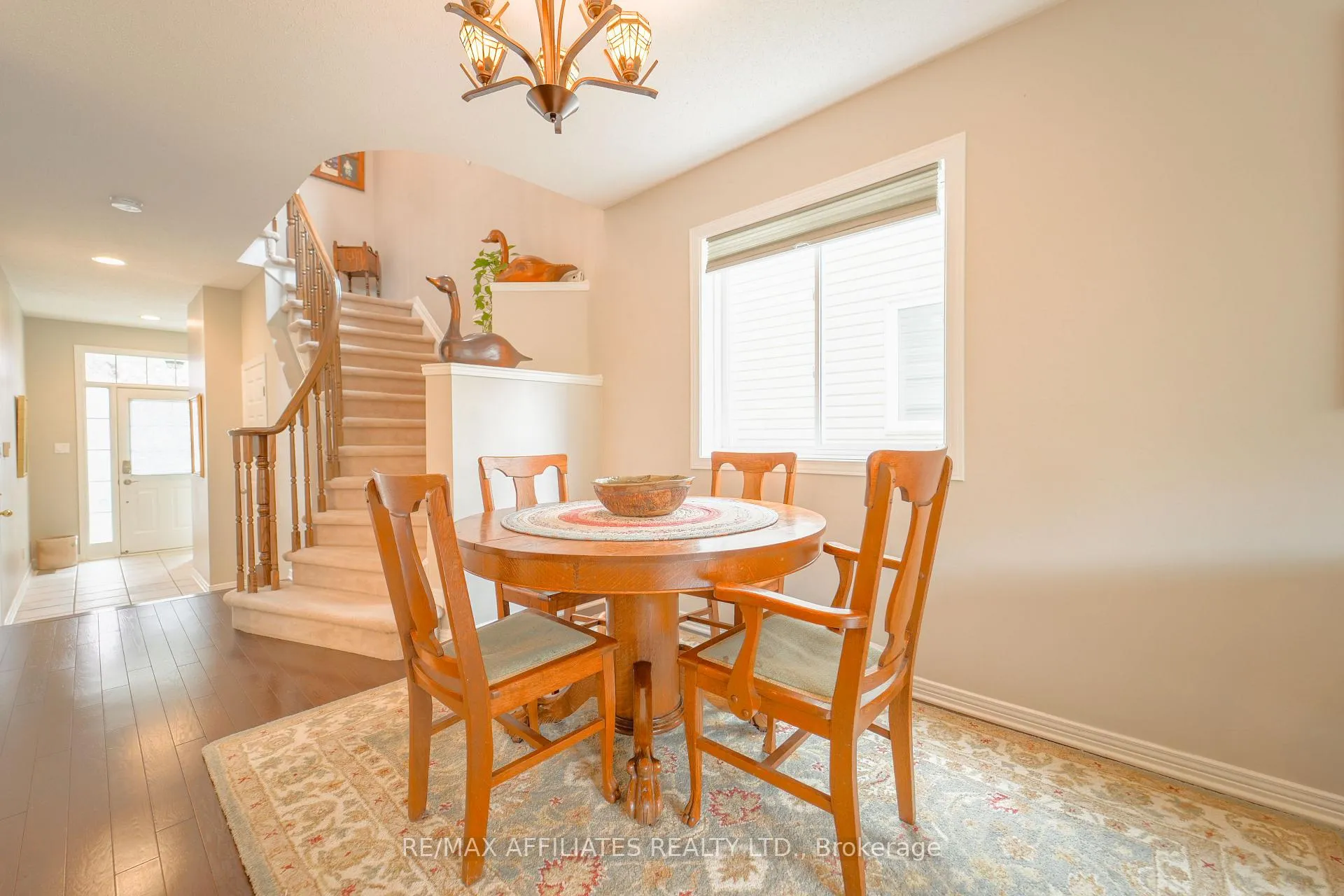 Photo 7 of 47 Saddlesmith Circle, Ottawa, Kanata - Emerald Meadows/Trailwest — HOMEH