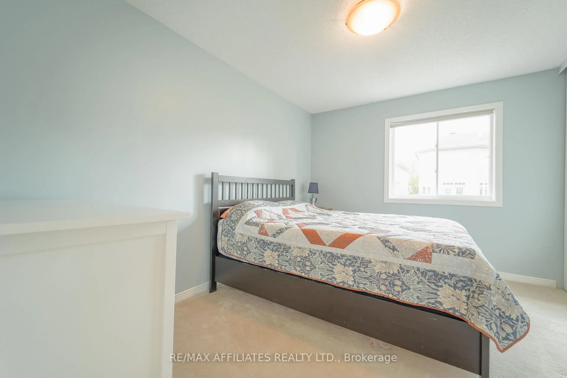 Photo 22 of 47 Saddlesmith Circle, Ottawa, Kanata - Emerald Meadows/Trailwest — HOMEH