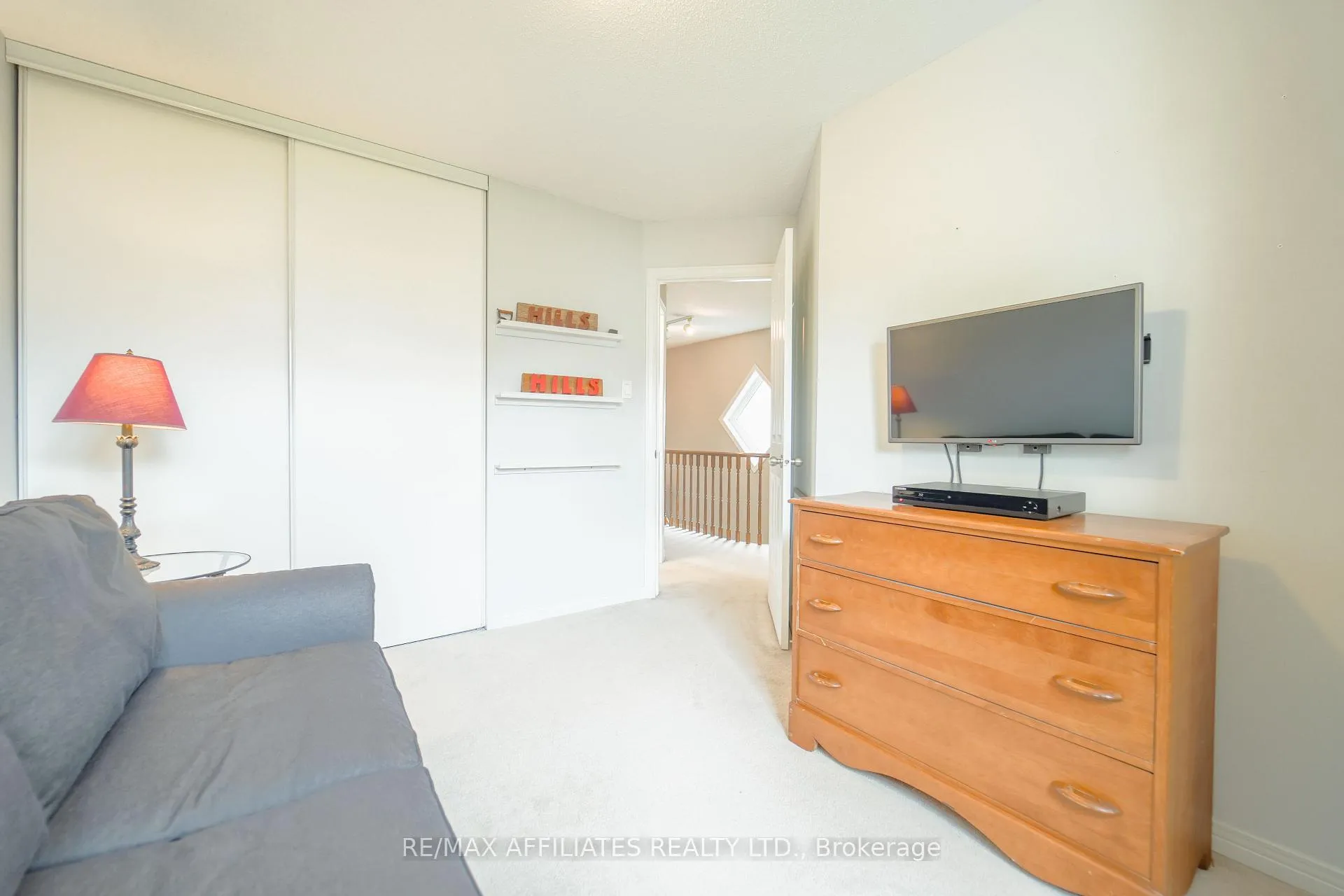 Photo 25 of 47 Saddlesmith Circle, Ottawa, Kanata - Emerald Meadows/Trailwest — HOMEH