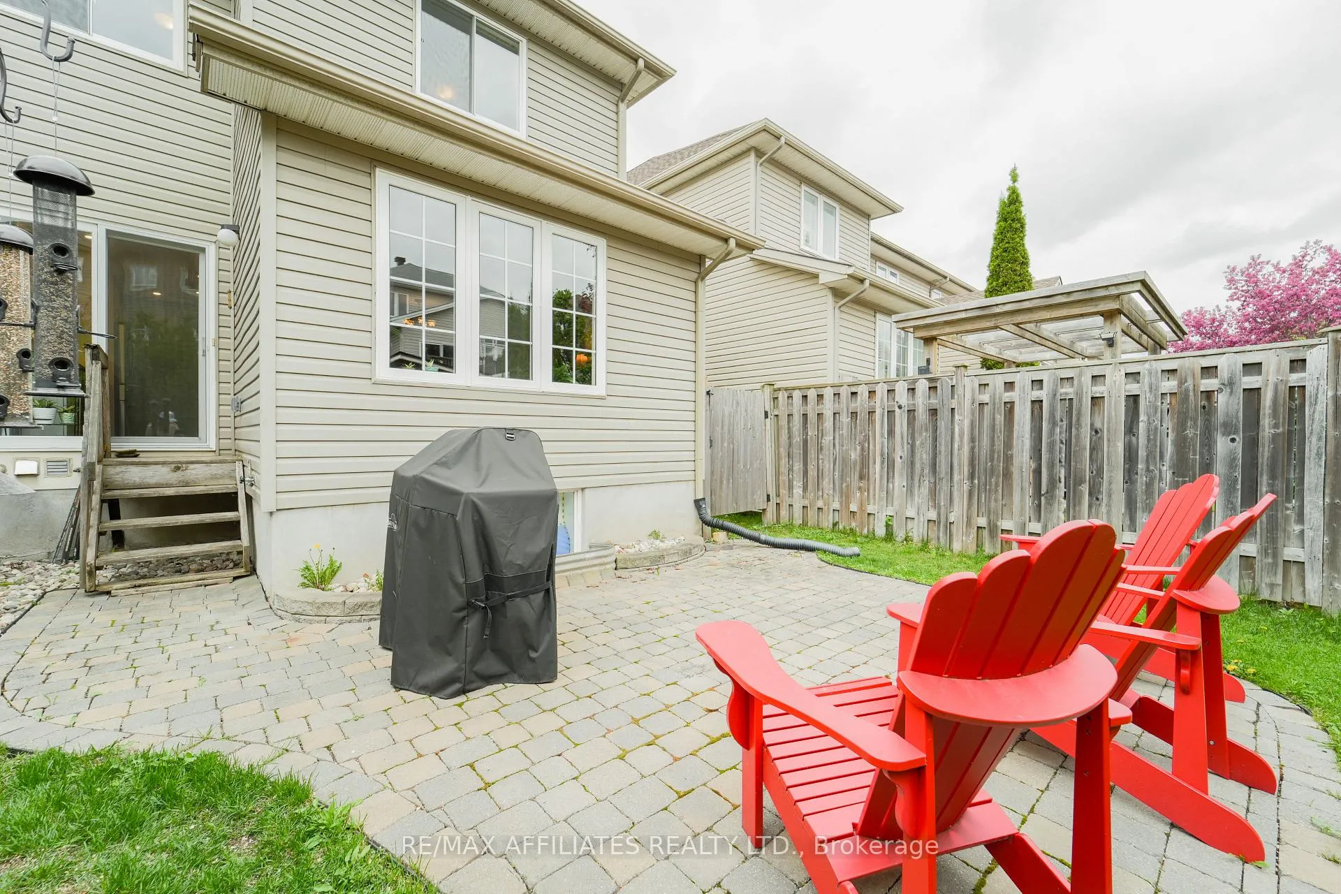Photo 29 of 47 Saddlesmith Circle, Ottawa, Kanata - Emerald Meadows/Trailwest — HOMEH