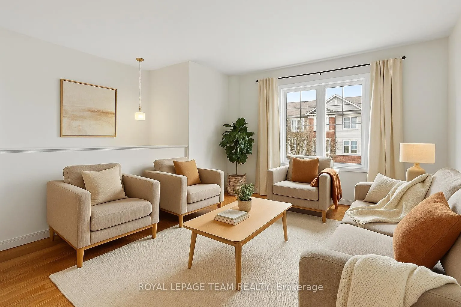 Photo 3 of 114 Wharhol Private, Ottawa, Westcliffe Estates — HOMEH