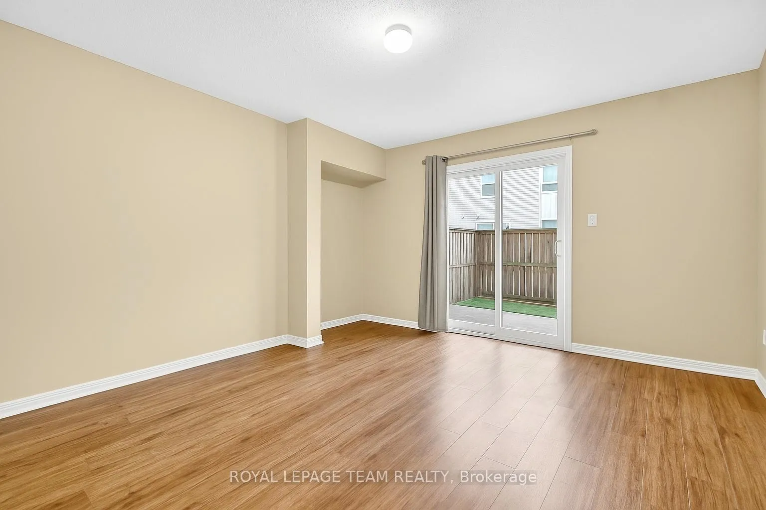 Photo 28 of 114 Wharhol Private, Ottawa, Westcliffe Estates — HOMEH
