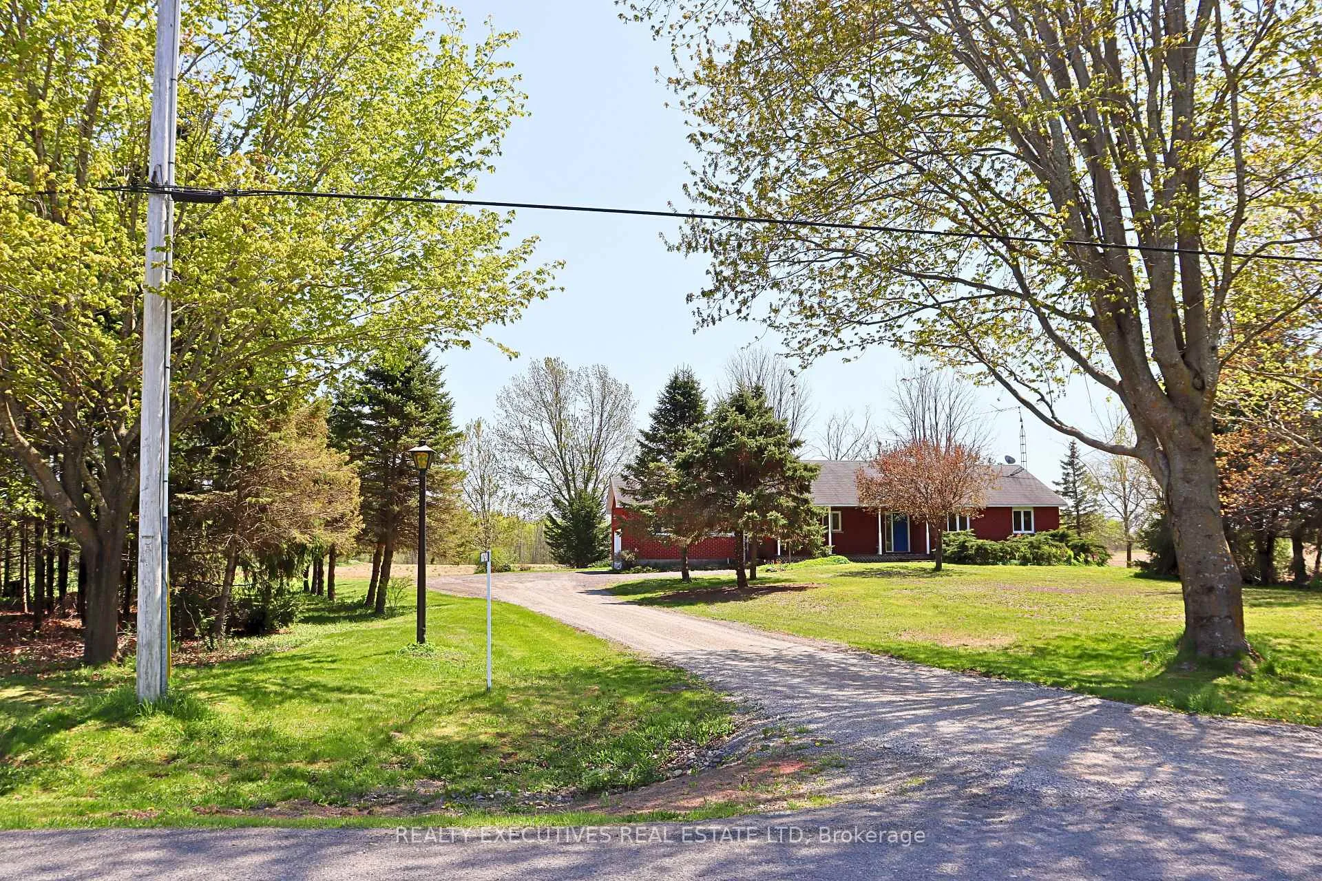 Photo 4 of 10790 Van Camp Road, North Dundas, North Dundas (Mountain) Twp — HOMEH