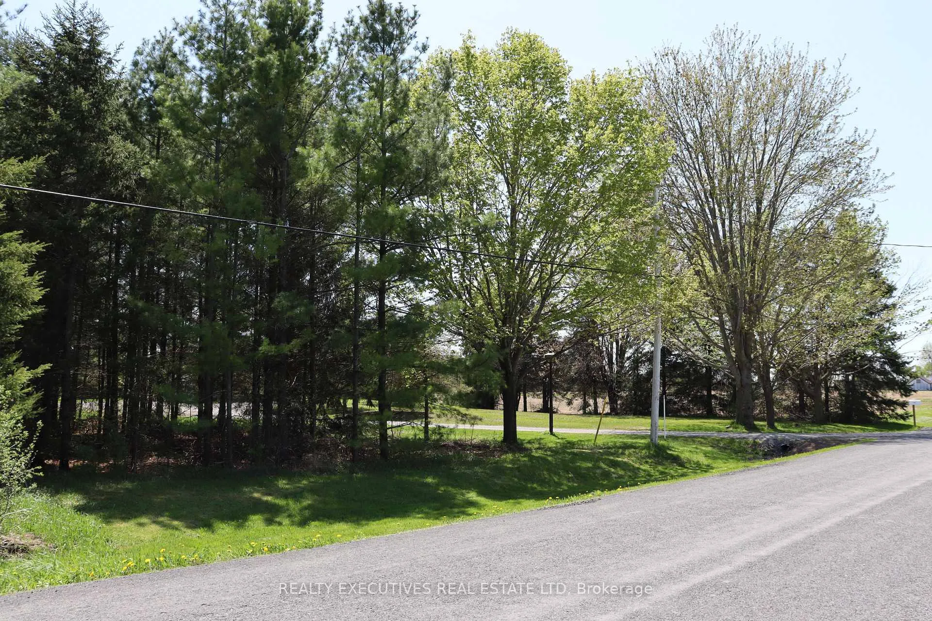 Photo 8 of 10790 Van Camp Road, North Dundas, North Dundas (Mountain) Twp — HOMEH