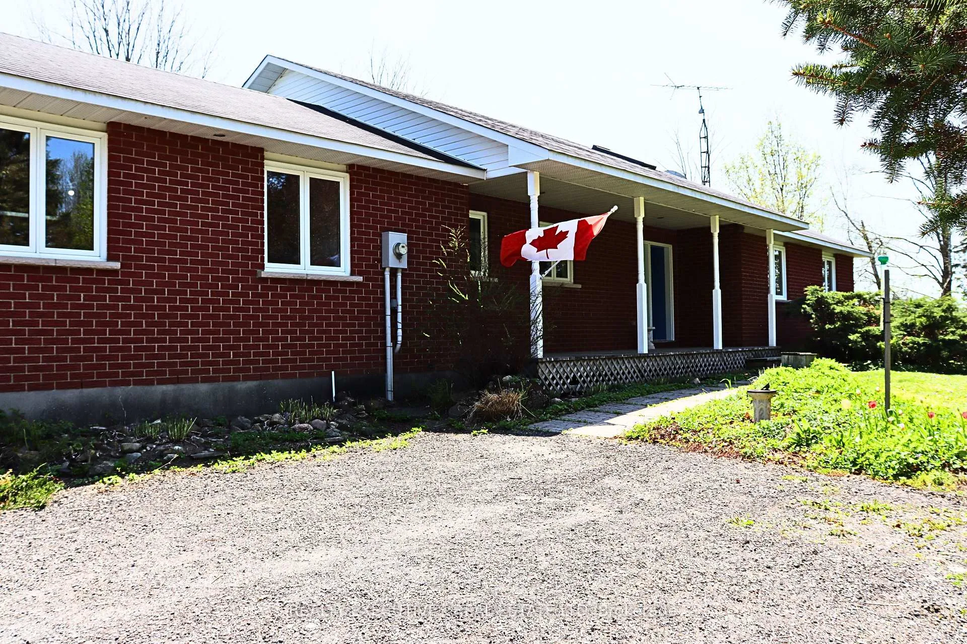 Photo 10 of 10790 Van Camp Road, North Dundas, North Dundas (Mountain) Twp — HOMEH