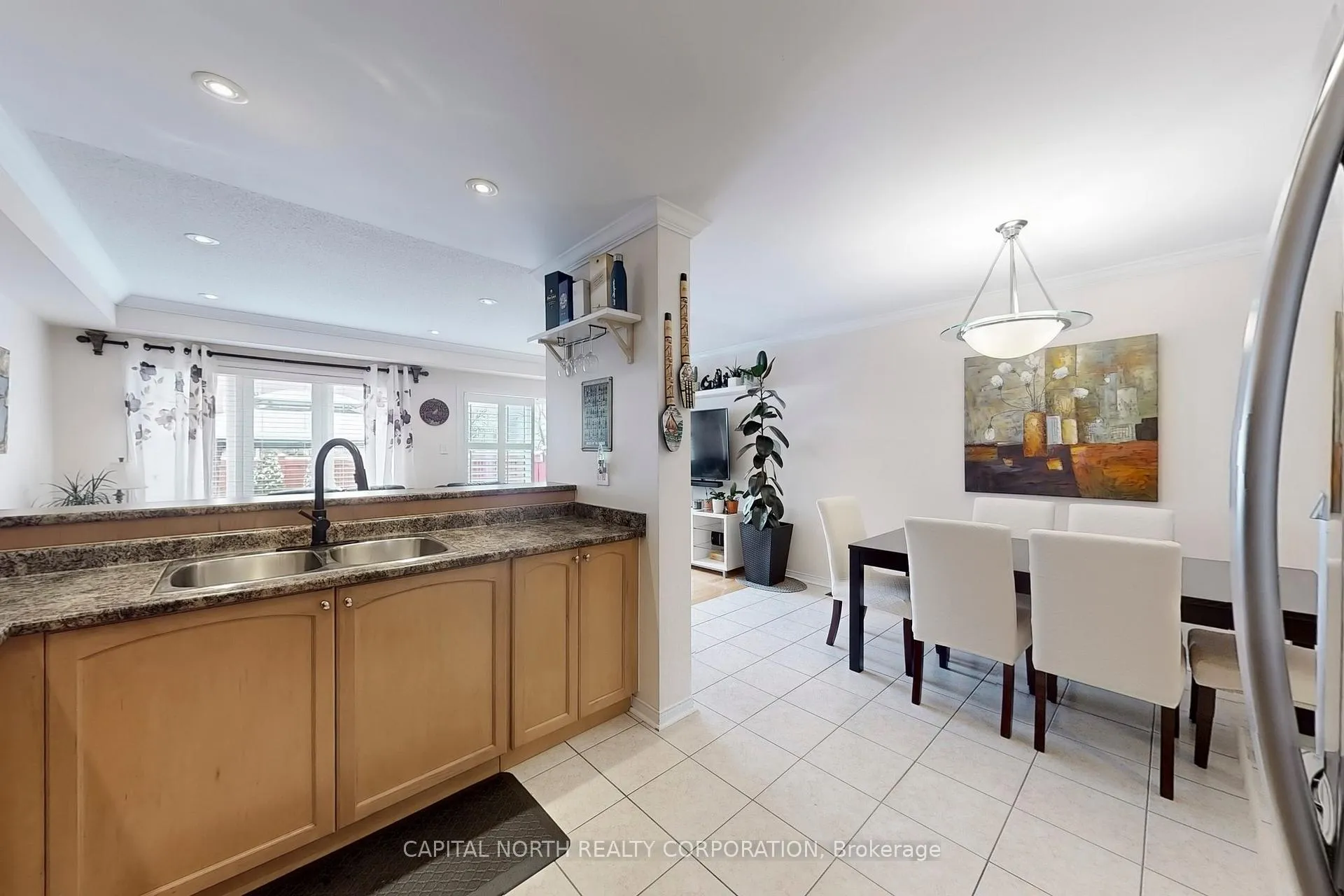 Photo 9 of 197 Venice Gate Drive, Vaughan, Vellore Village — HOMEH
