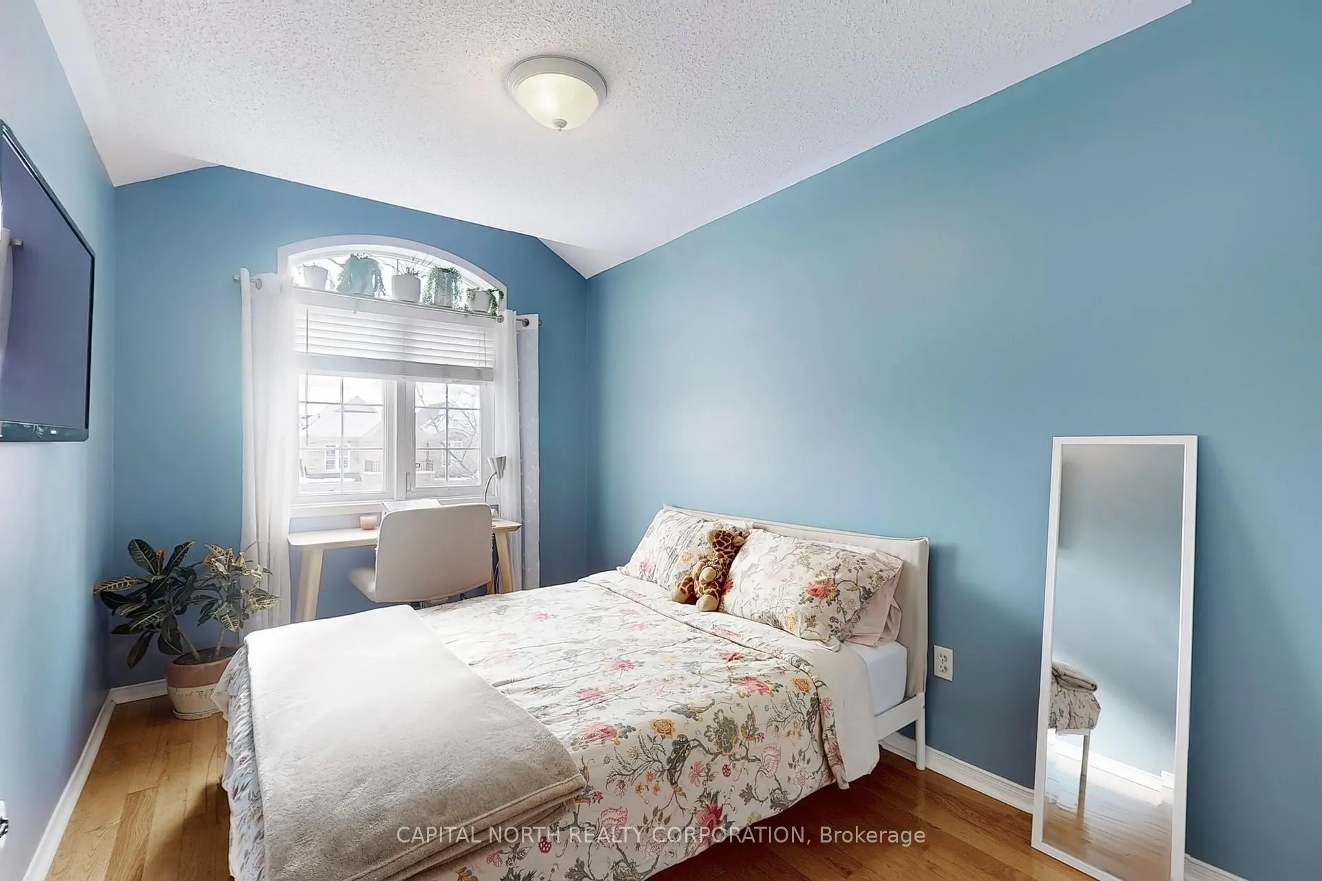 Photo 27 of 197 Venice Gate Drive, Vaughan, Vellore Village — HOMEH