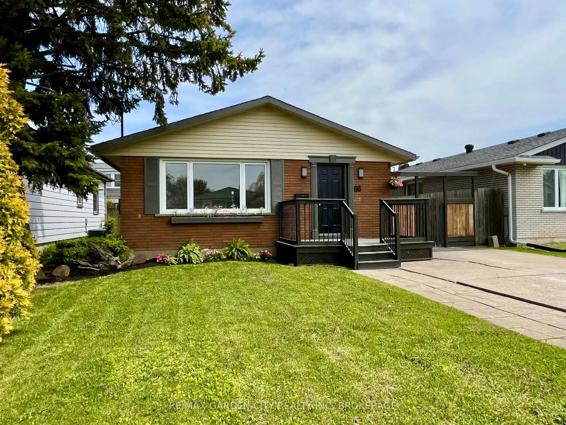 Photo 1 of 66 Martin Street, Thorold, Thorold Downtown — HOMEH