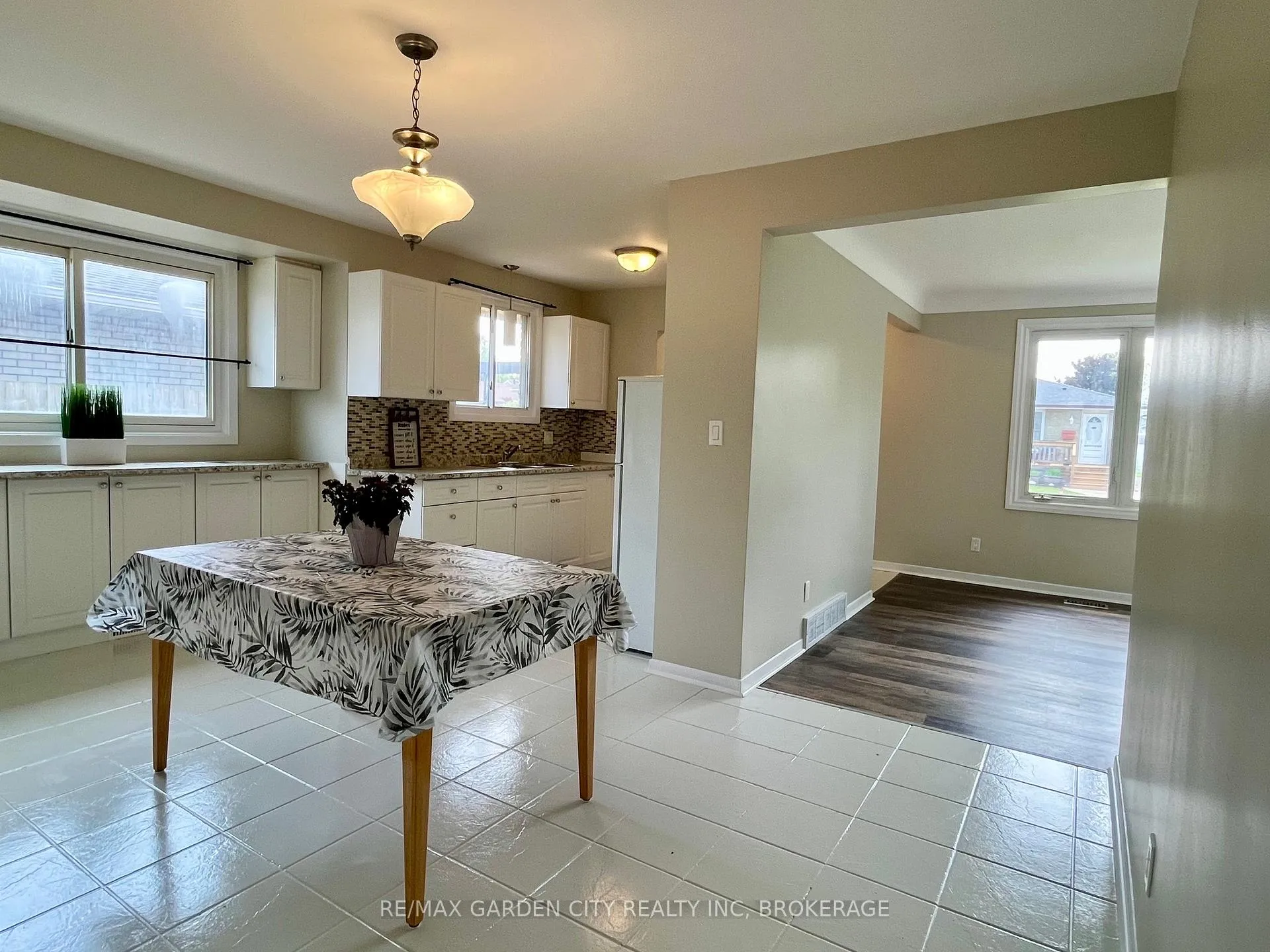 Photo 42 of 66 Martin Street, Thorold, Thorold Downtown — HOMEH
