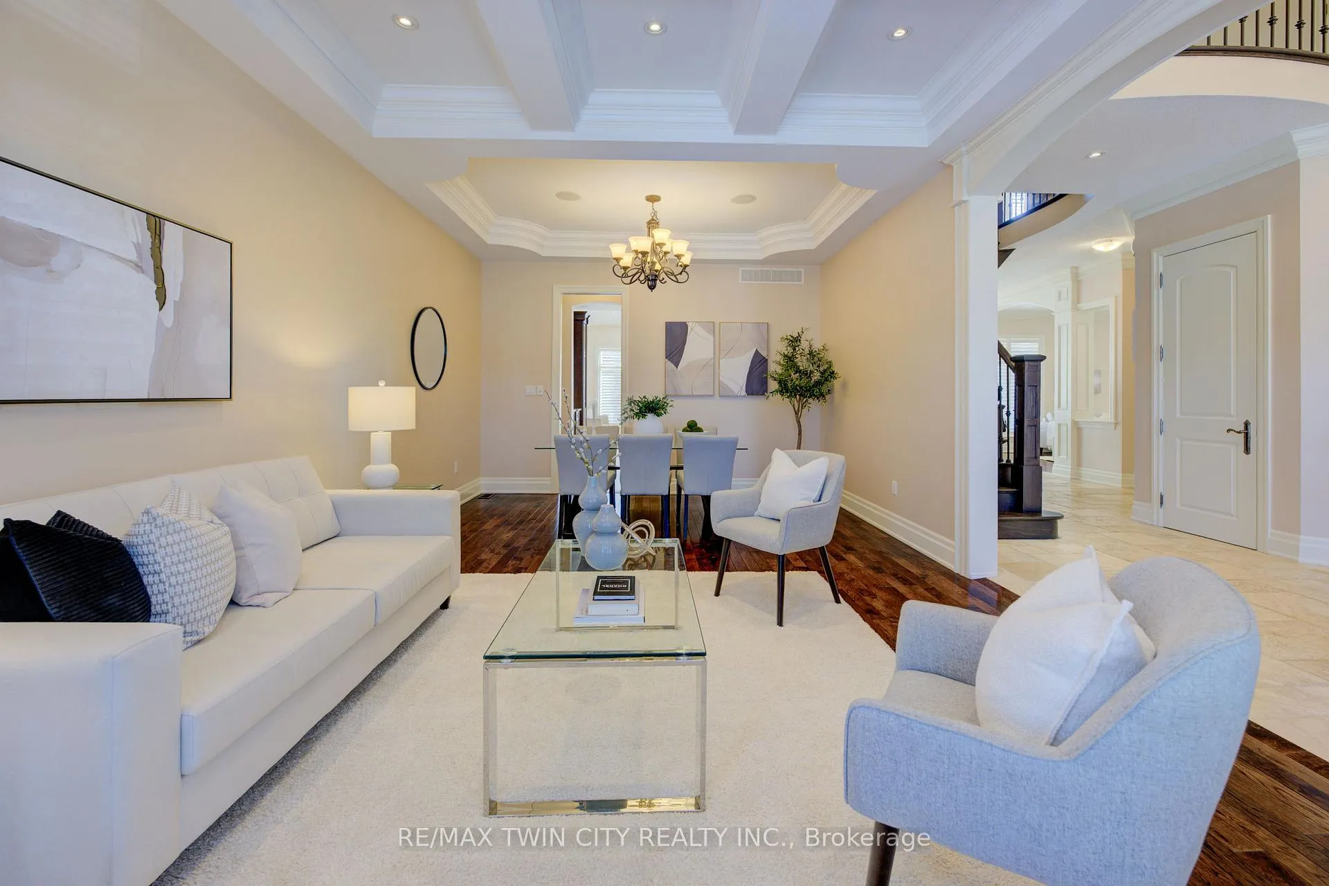 Photo 8 of 20 Jacob Gingrich Drive, Kitchener — HOMEH