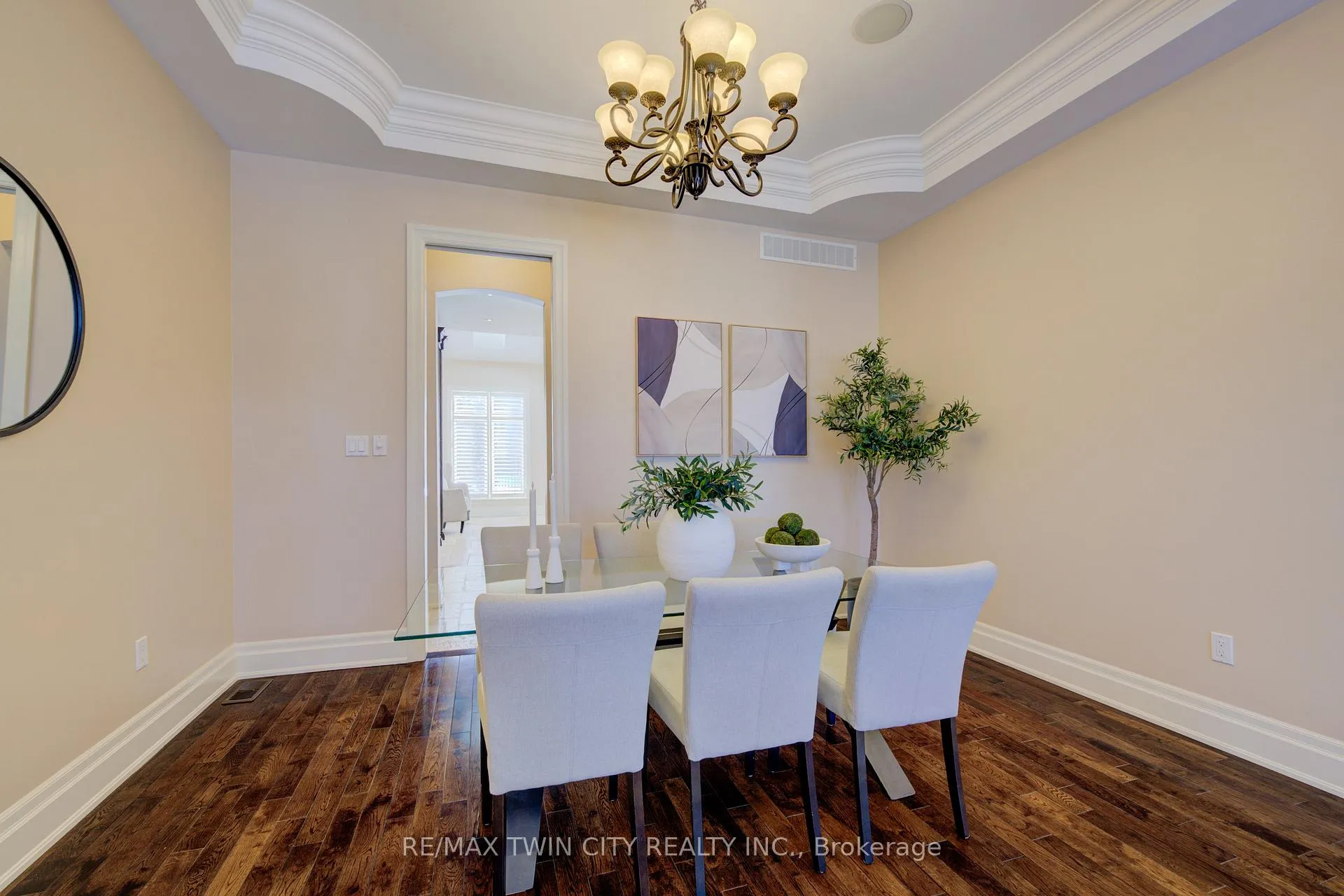 Photo 9 of 20 Jacob Gingrich Drive, Kitchener — HOMEH