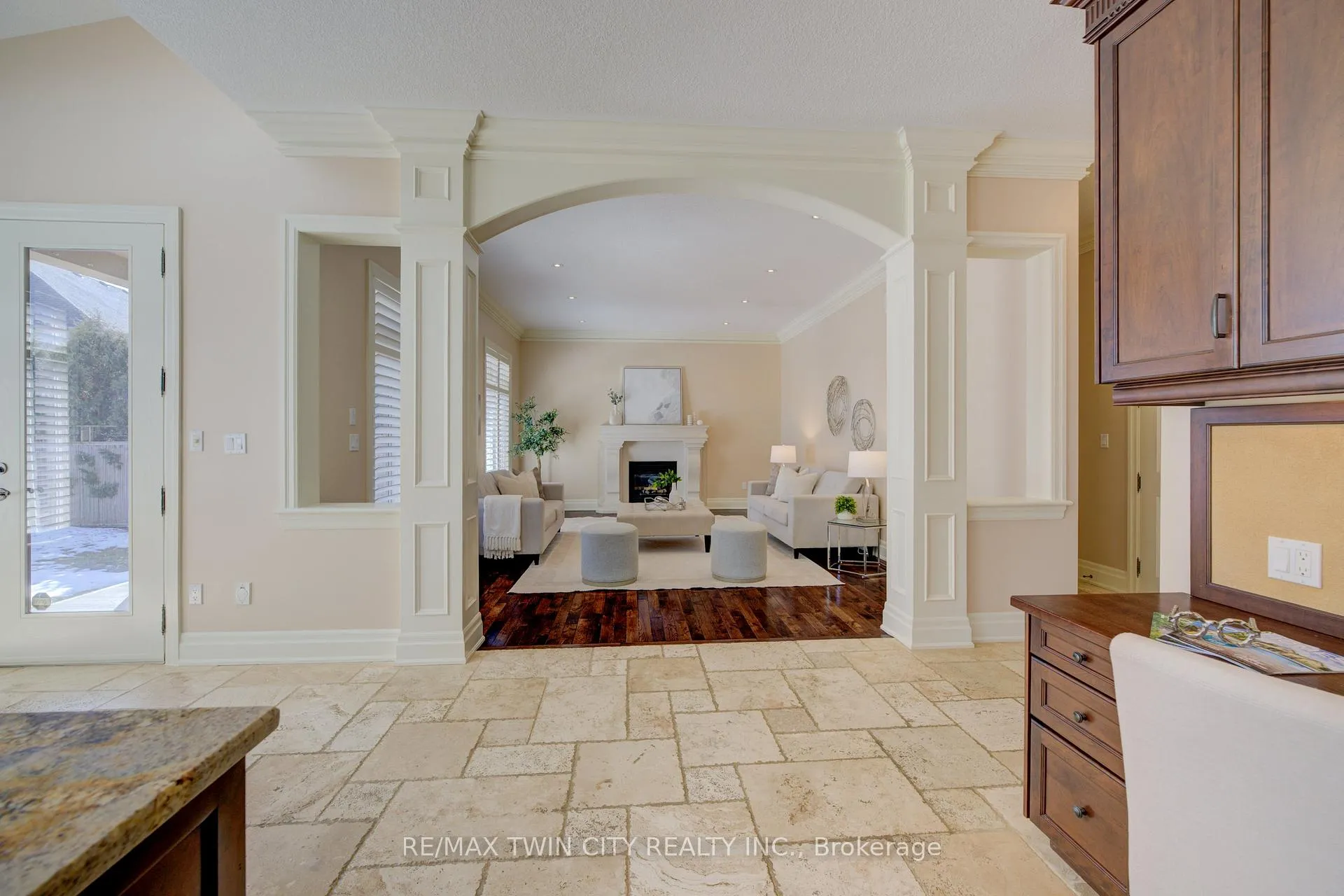 Photo 17 of 20 Jacob Gingrich Drive, Kitchener — HOMEH