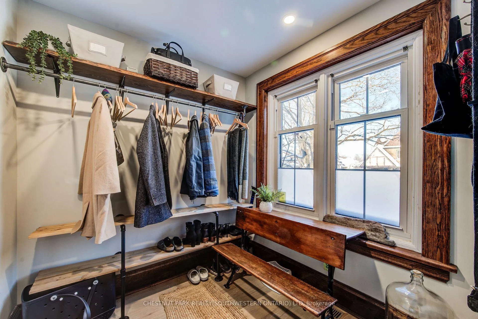 Photo 4 of 107 Earl Street, Kitchener — HOMEH