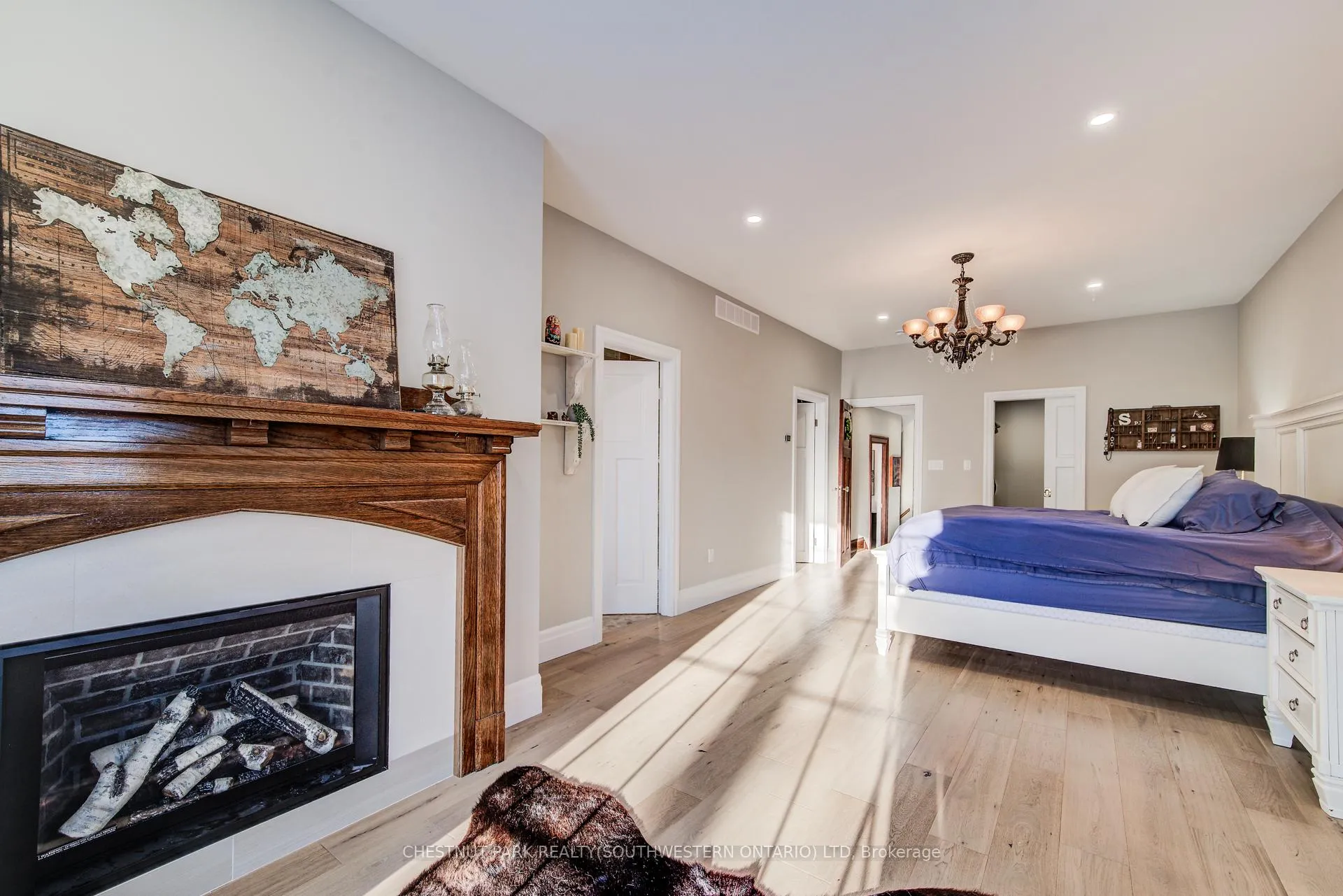 Photo 33 of 107 Earl Street, Kitchener — HOMEH