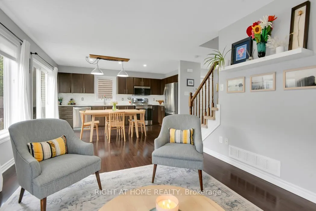 Photo 6 of 414 Vendevale Avenue, Ottawa, Stittsville (North) — HOMEH
