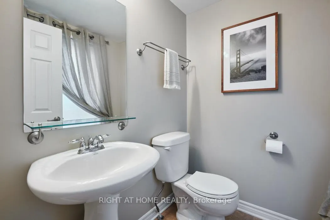 Photo 12 of 414 Vendevale Avenue, Ottawa, Stittsville (North) — HOMEH