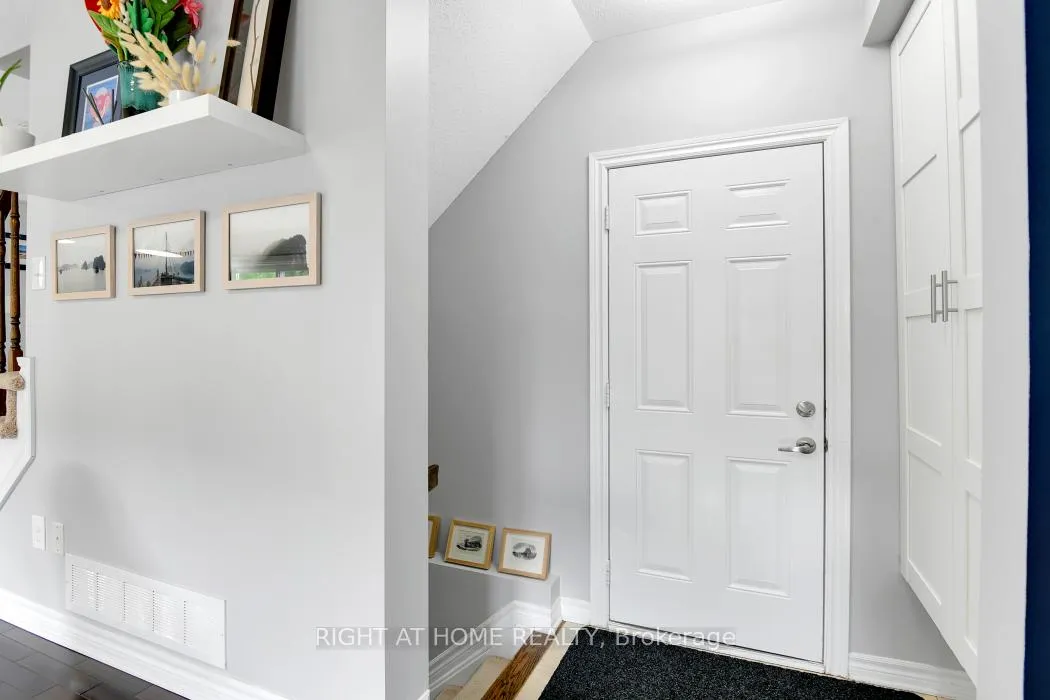 Photo 21 of 414 Vendevale Avenue, Ottawa, Stittsville (North) — HOMEH
