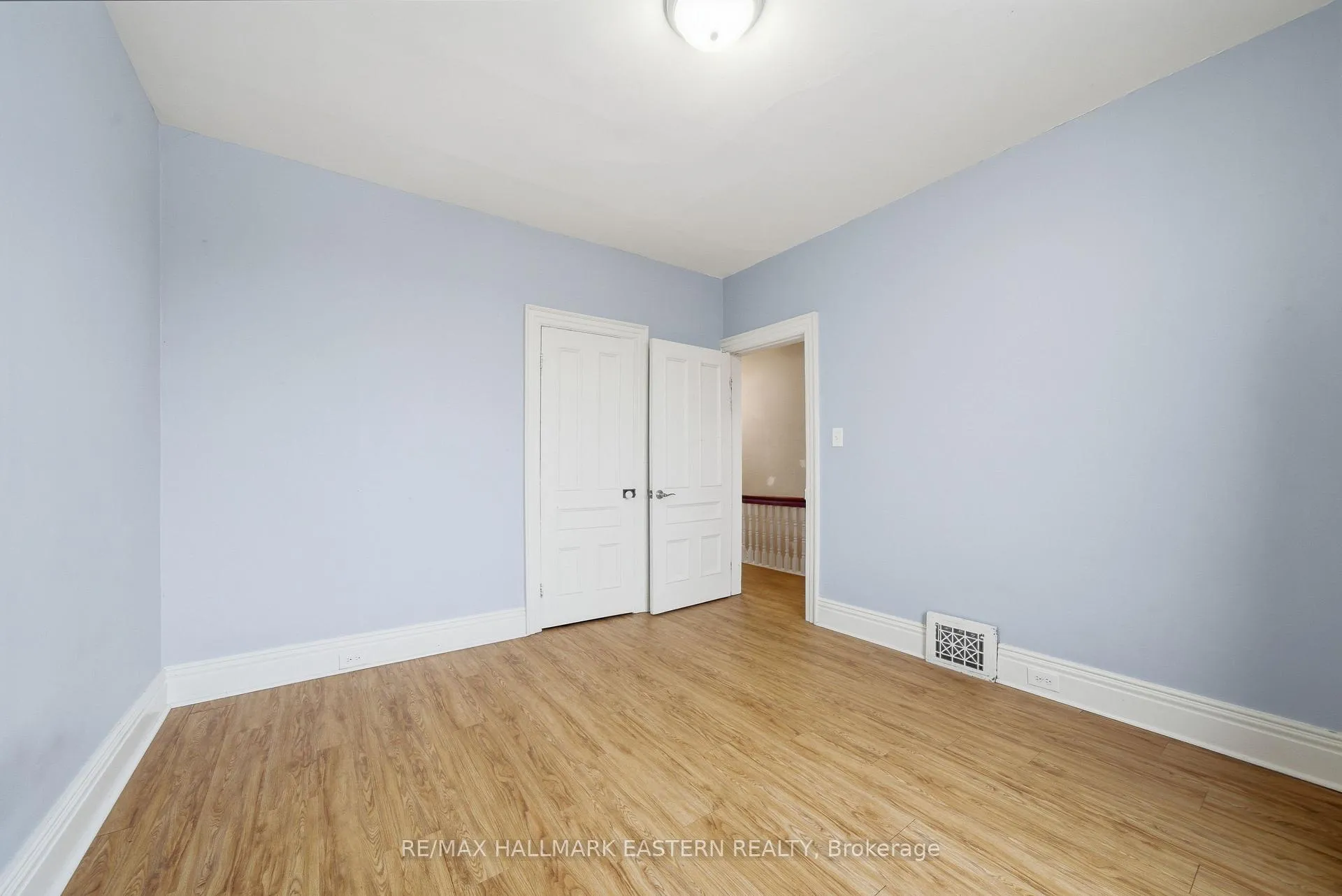 Photo 24 of 597 Bethune Street, Peterborough, Town Ward 3 — HOMEH