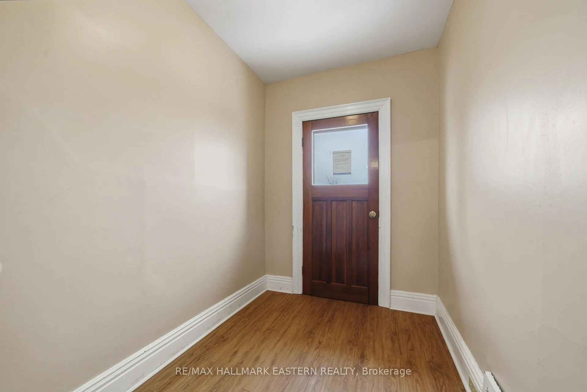 Photo 26 of 597 Bethune Street, Peterborough, Town Ward 3 — HOMEH