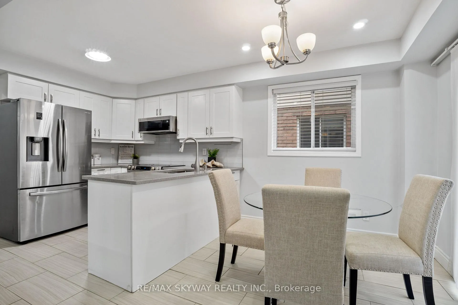 Photo 12 of 15 Briarfield Street, Kitchener, Idlewood — HOMEH