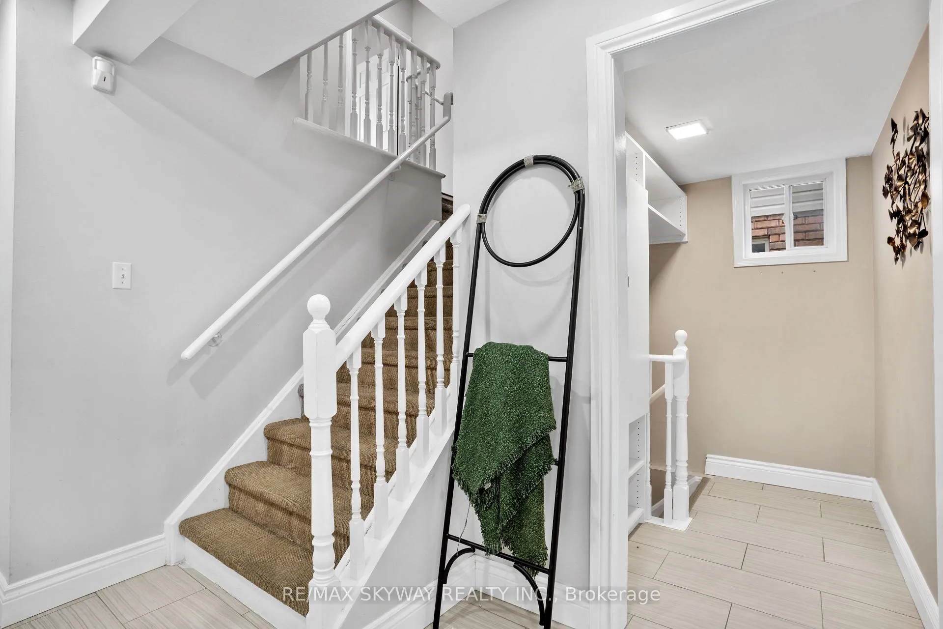 Photo 16 of 15 Briarfield Street, Kitchener, Idlewood — HOMEH