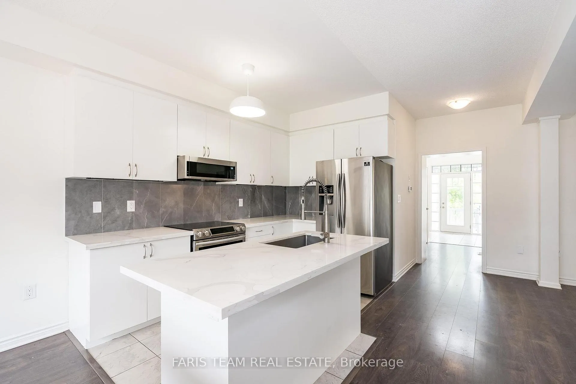 Photo 4 of 26 Dunes Drive, Wasaga Beach — HOMEH