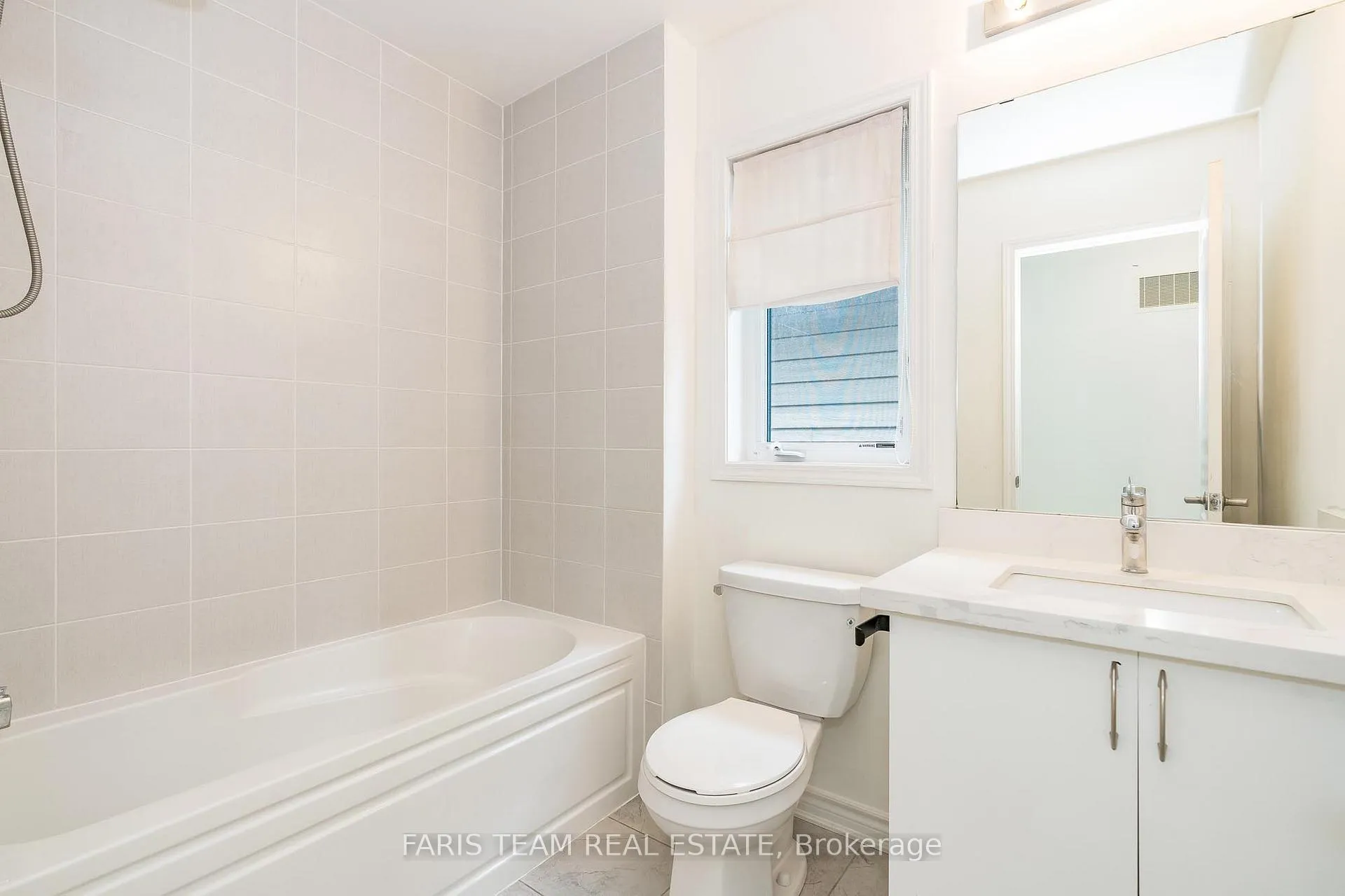 Photo 13 of 26 Dunes Drive, Wasaga Beach — HOMEH