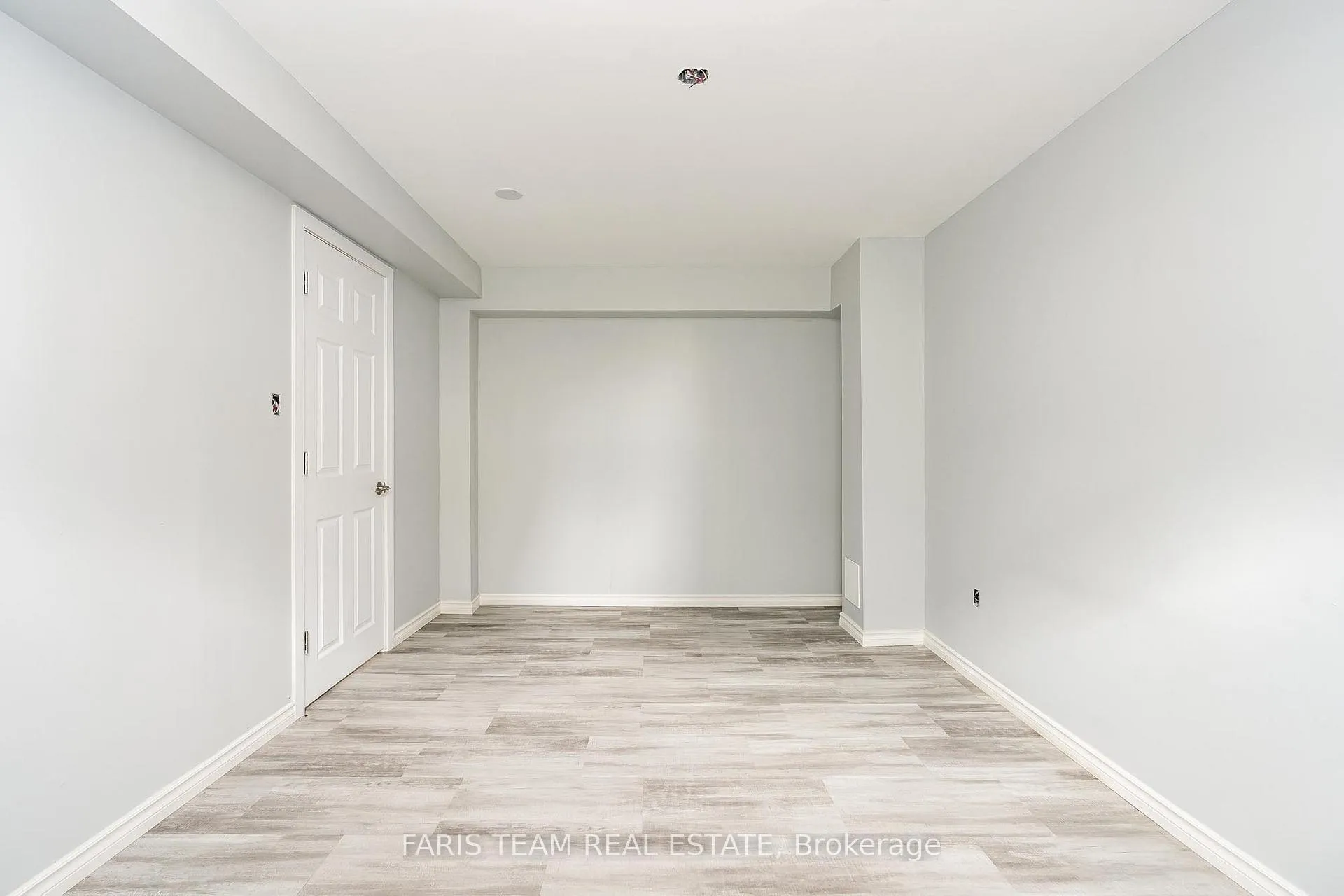 Photo 19 of 26 Dunes Drive, Wasaga Beach — HOMEH