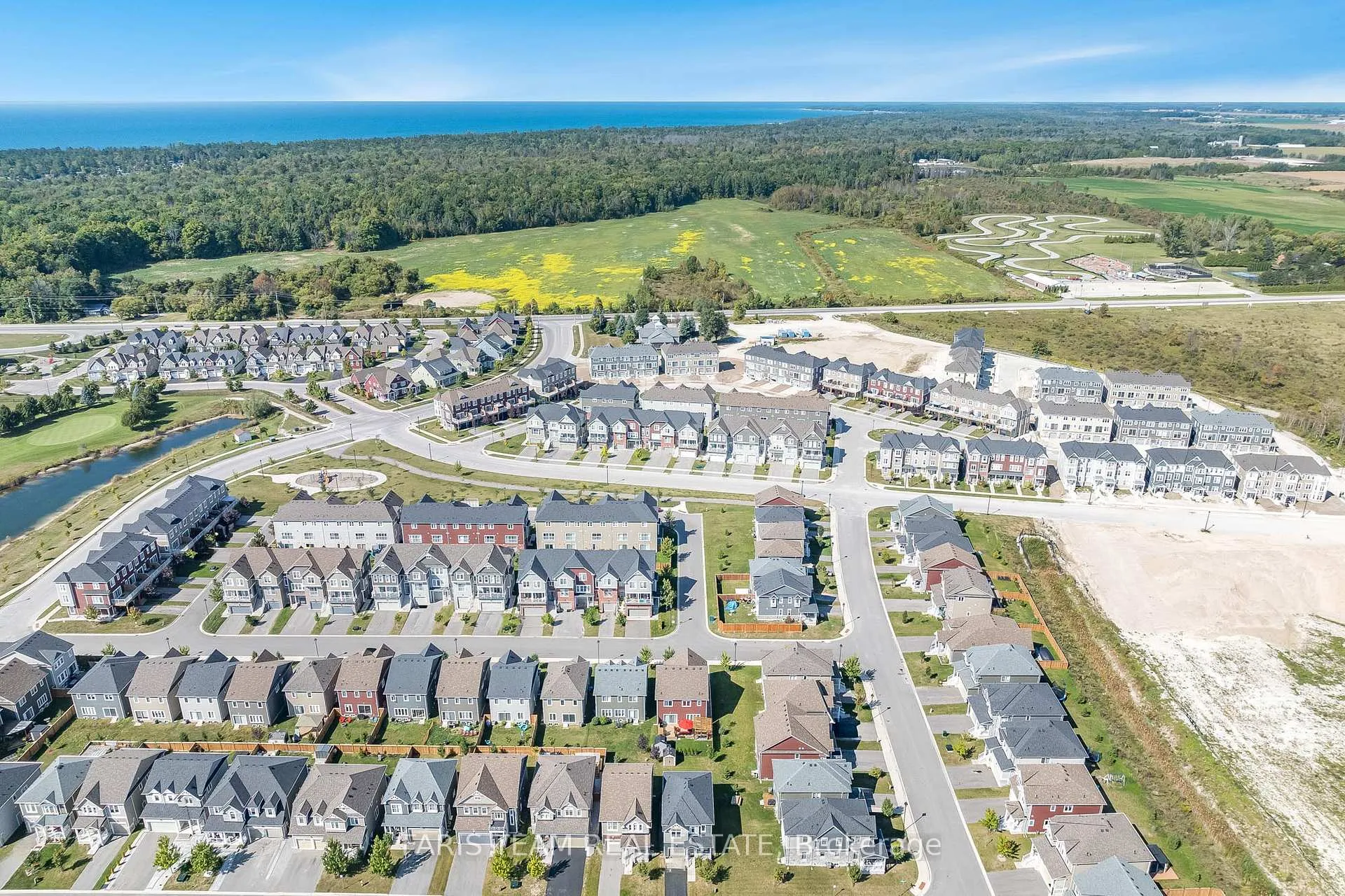 Photo 26 of 26 Dunes Drive, Wasaga Beach — HOMEH