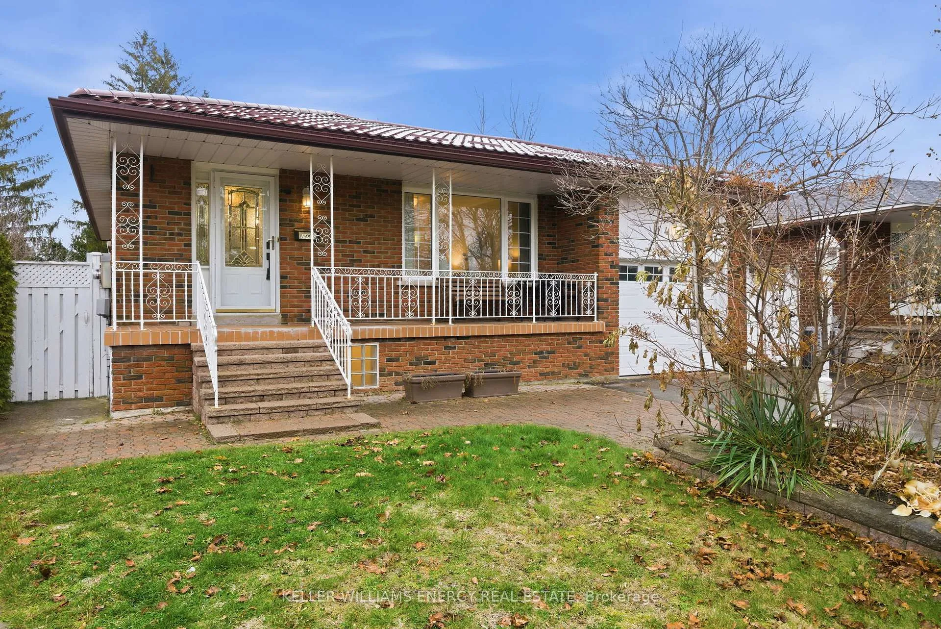 Photo 2 of 1485 Oneida Court, Oshawa, Samac — HOMEH