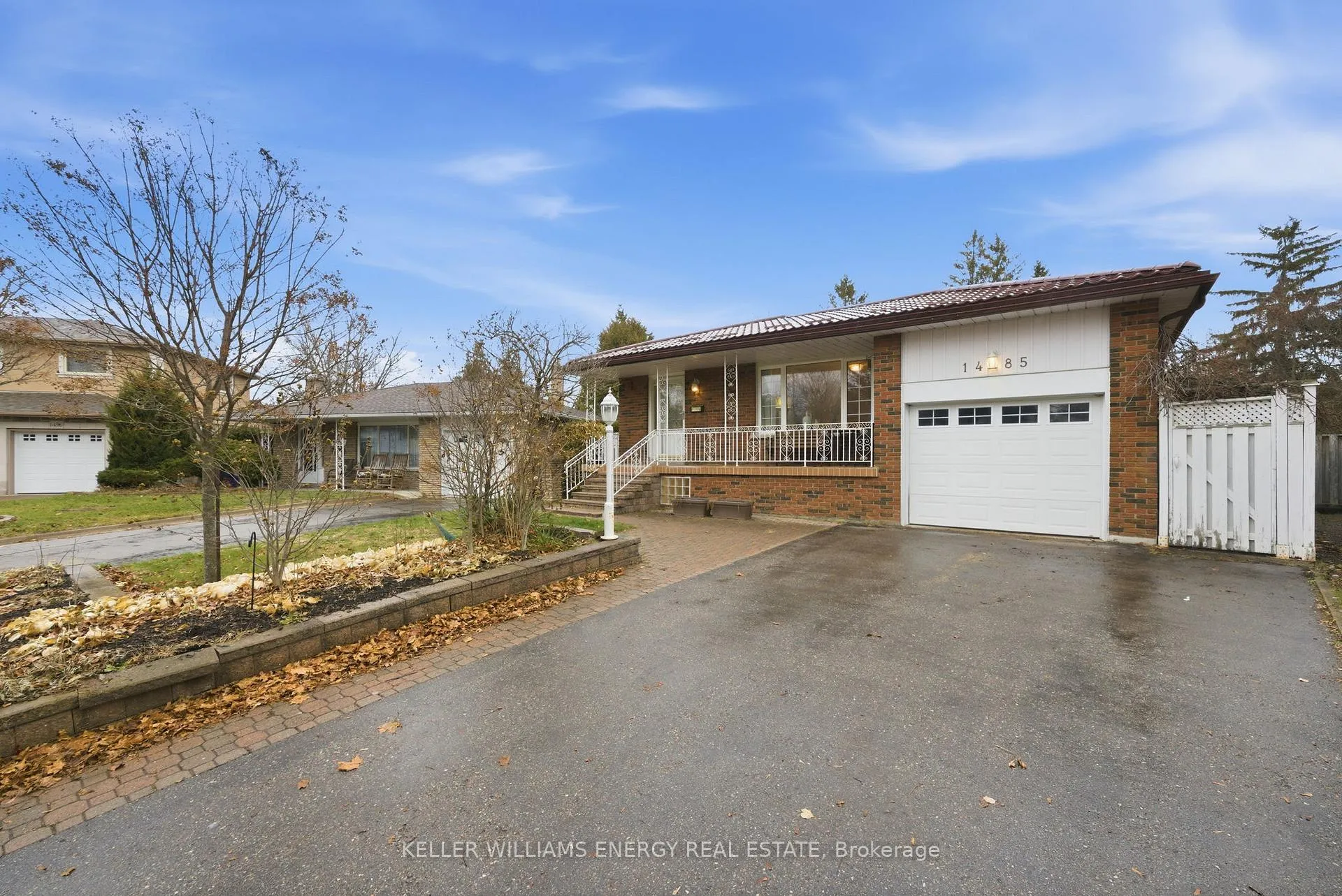 Photo 3 of 1485 Oneida Court, Oshawa, Samac — HOMEH