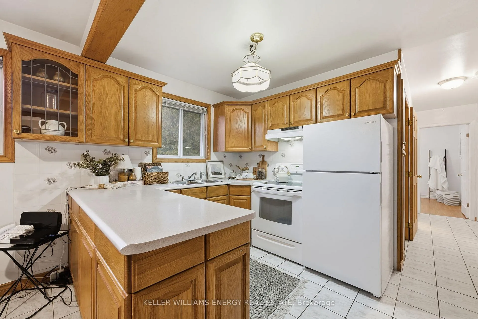 Photo 5 of 1485 Oneida Court, Oshawa, Samac — HOMEH