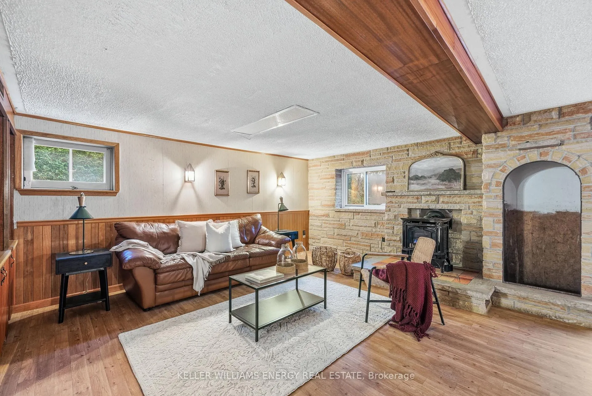 Photo 29 of 1485 Oneida Court, Oshawa, Samac — HOMEH