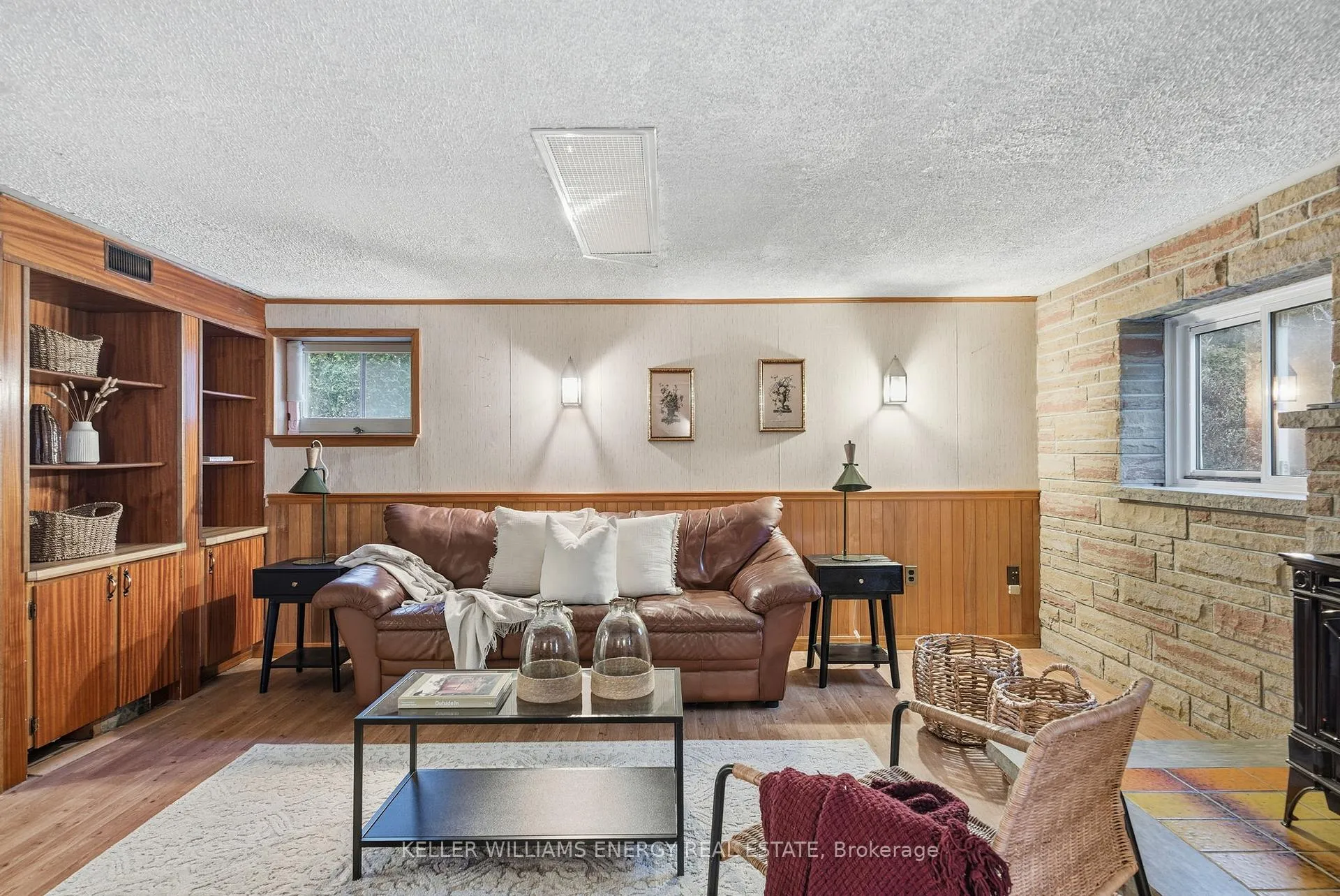 Photo 30 of 1485 Oneida Court, Oshawa, Samac — HOMEH