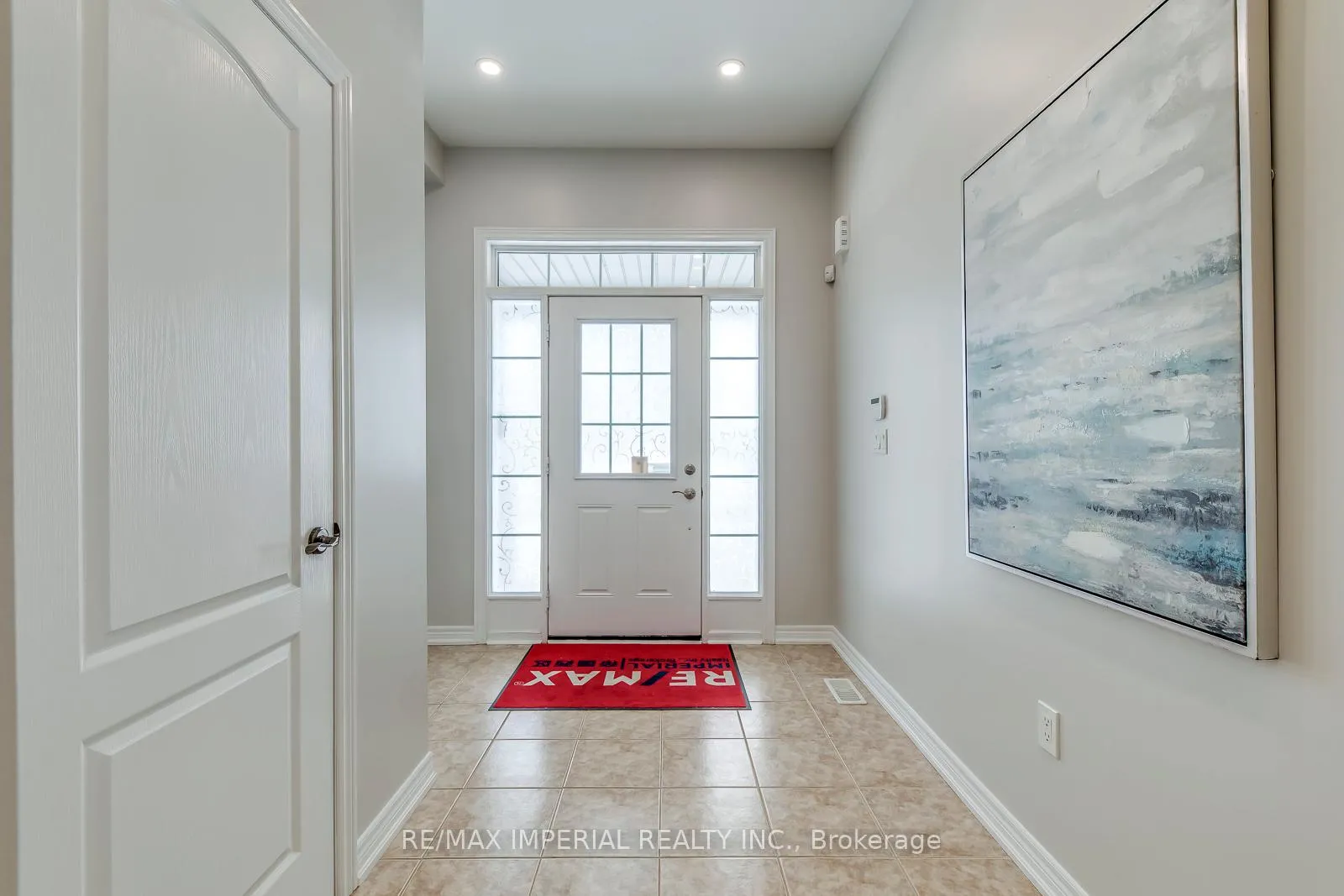Photo 4 of 43 Sibella Way, Vaughan, Vellore Village — HOMEH