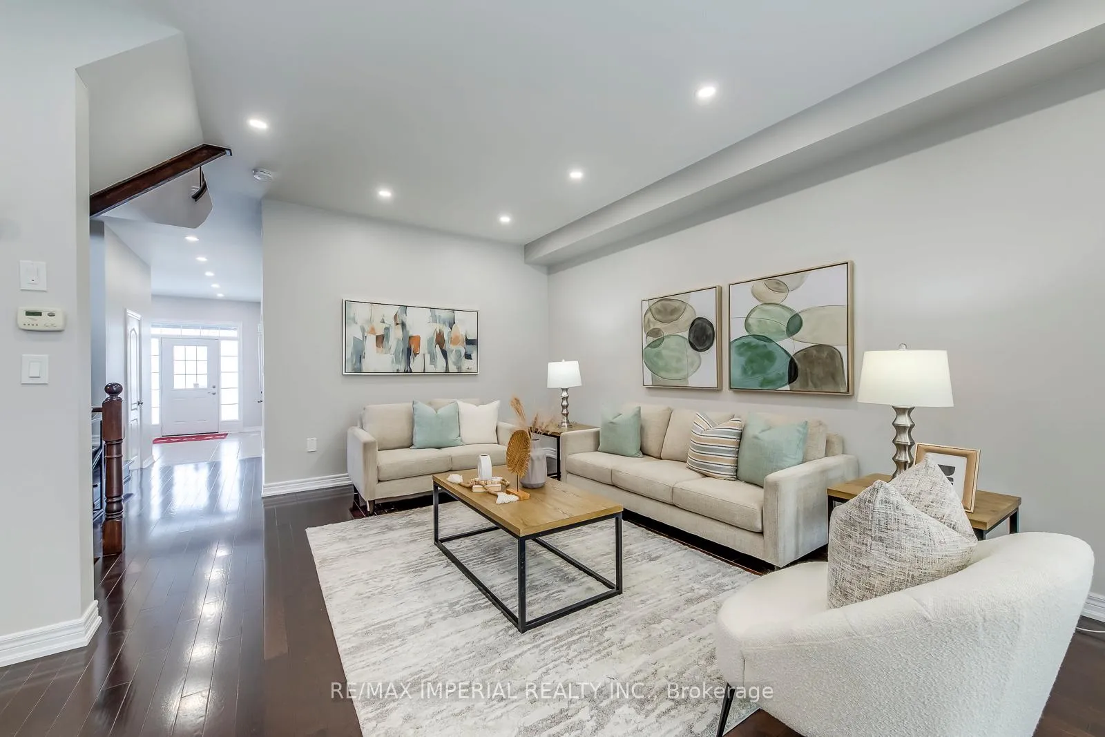 Photo 7 of 43 Sibella Way, Vaughan, Vellore Village — HOMEH