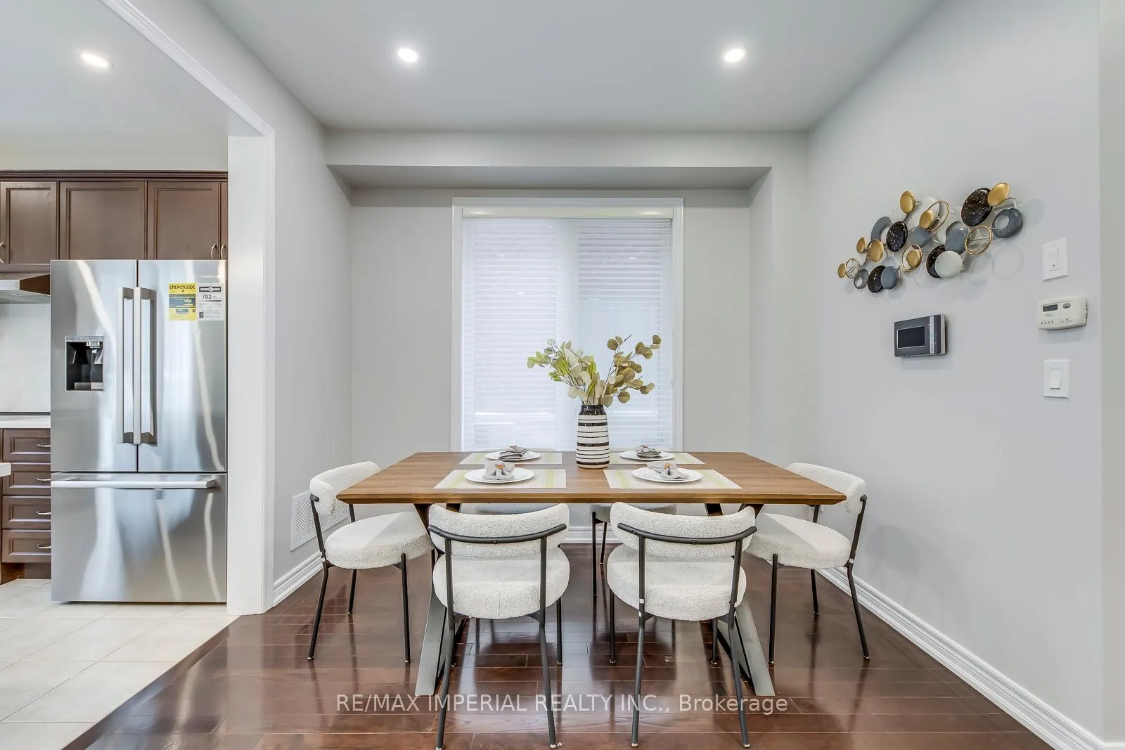 Photo 14 of 43 Sibella Way, Vaughan, Vellore Village — HOMEH