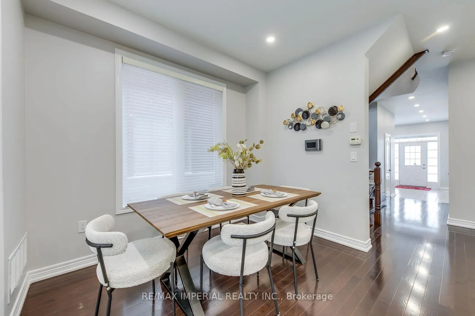 Photo 15 of 43 Sibella Way, Vaughan, Vellore Village — HOMEH
