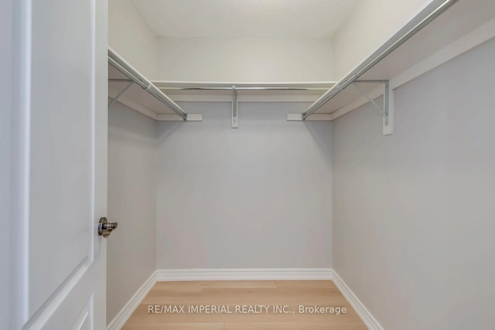 Photo 40 of 43 Sibella Way, Vaughan, Vellore Village — HOMEH