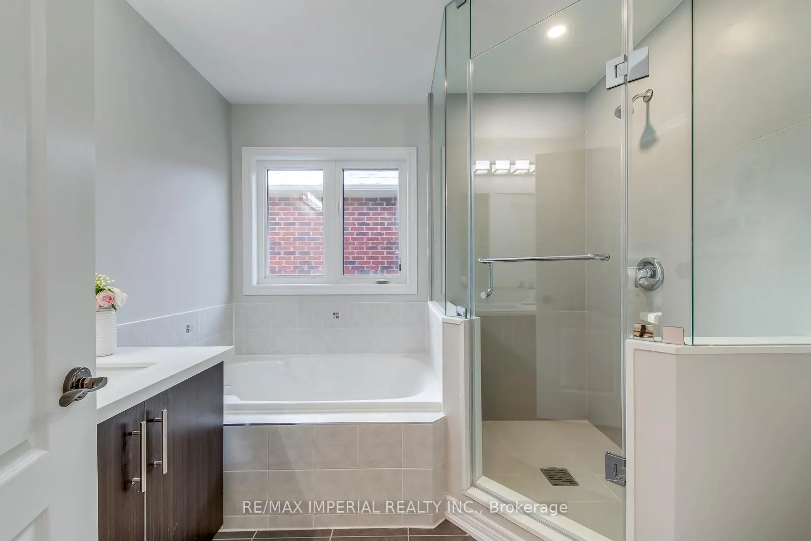 Photo 41 of 43 Sibella Way, Vaughan, Vellore Village — HOMEH