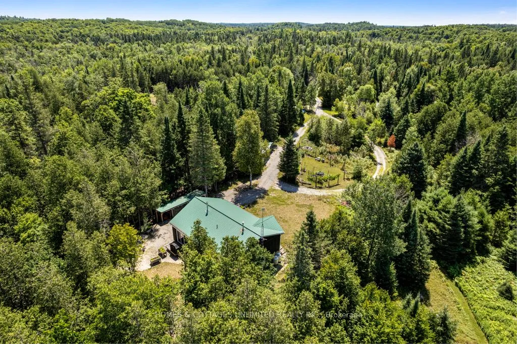 Photo 5 of 121 Proulx Lane, Lanark Highlands, Lanark Highlands (Lanark) Twp — HOMEH
